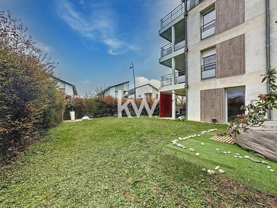 Appartement - 90 m² - 4 pièces