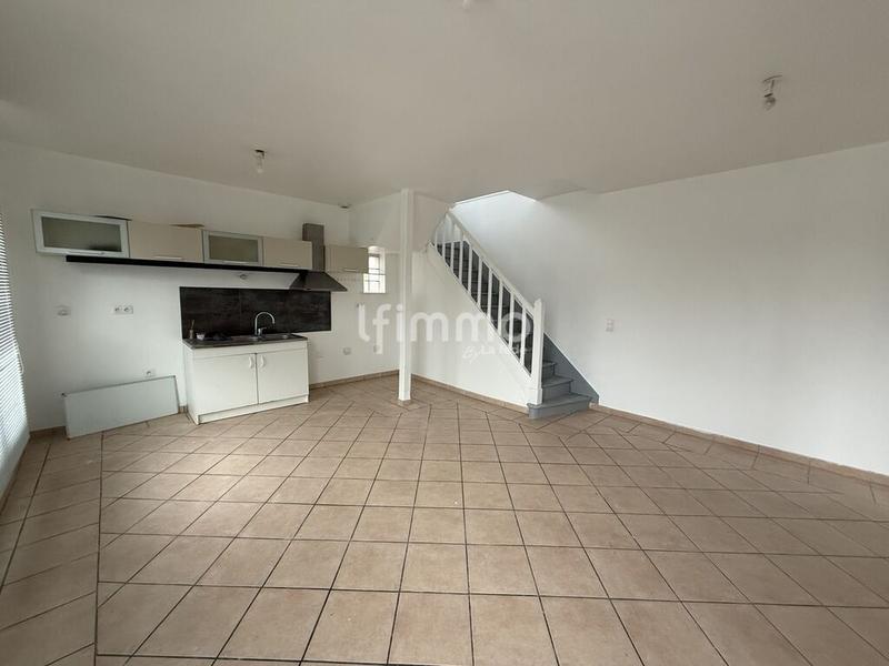 Immeuble - 150 m² - 8 pièces