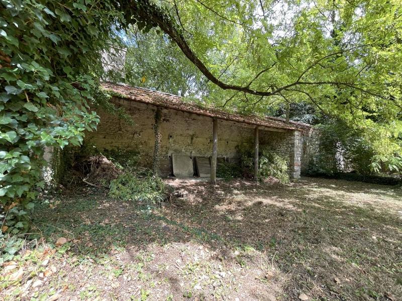 Maison - 252 m² - 10 pièces