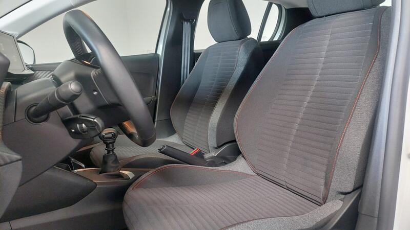 Peugeot 208 affaire Puretech 100 s&amp;S Active Business