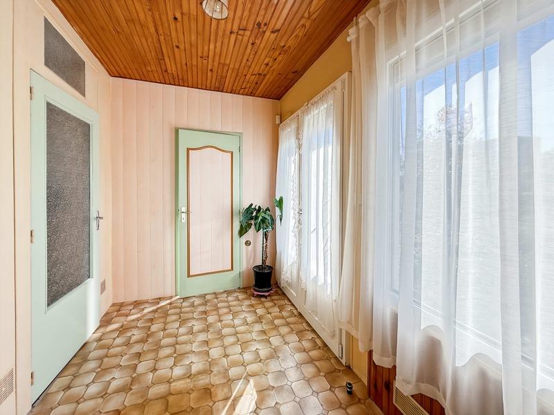 Maison - 94 m² - 8 pièces