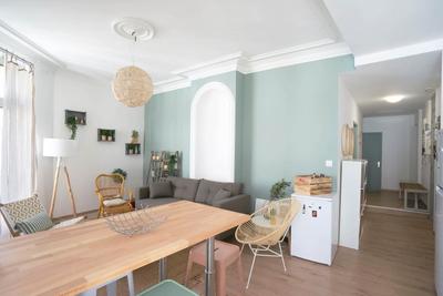 Appartement - 90 m² - 6 pièces