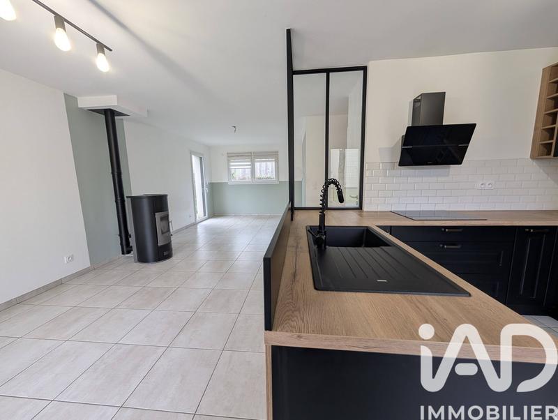 Maison - 90 m² - 4 pièces