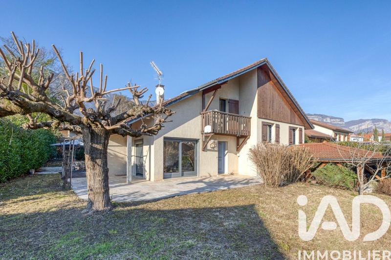 Maison - 141 m² - 6 pièces
