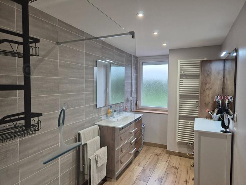 Maison - 280 m² - 6 pièces