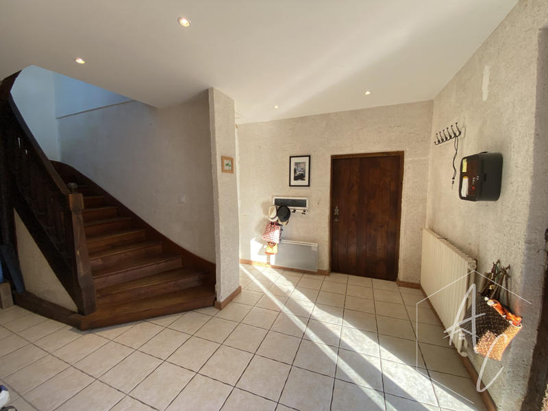 Maison - 190 m² - 7 pièces