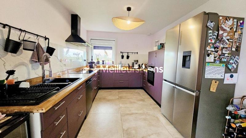 Maison - 204 m² - 7 pièces