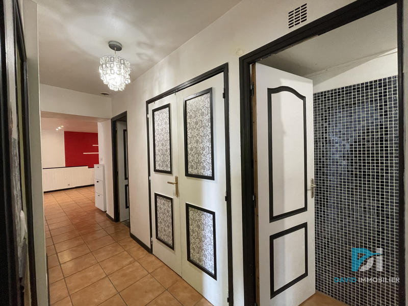 Appartement - 65 m² - 3 pièces