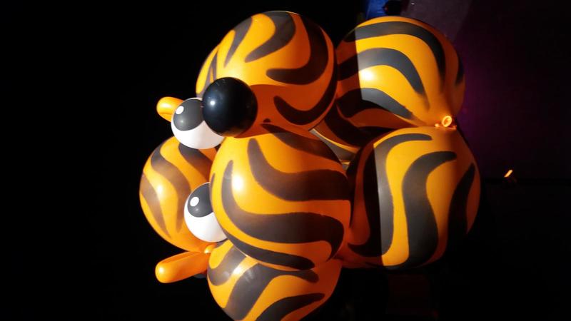 Atelier création masque de carnaval en ballons