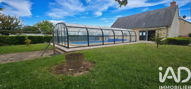 Maison - 303 m² - 15 pièces