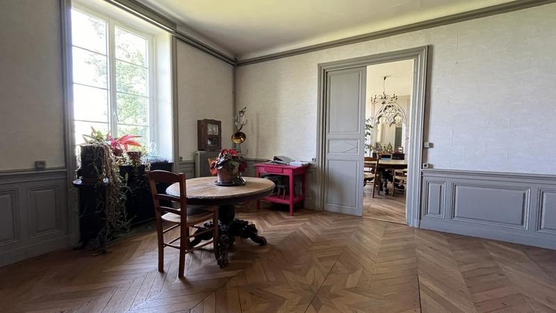 Maison de maîtres - 450 m² - 19 pièces