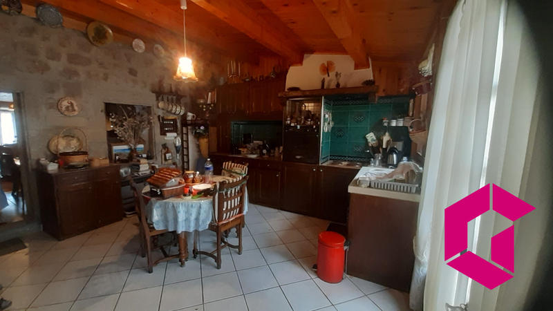 Maison - 100 m² - 6 pièces