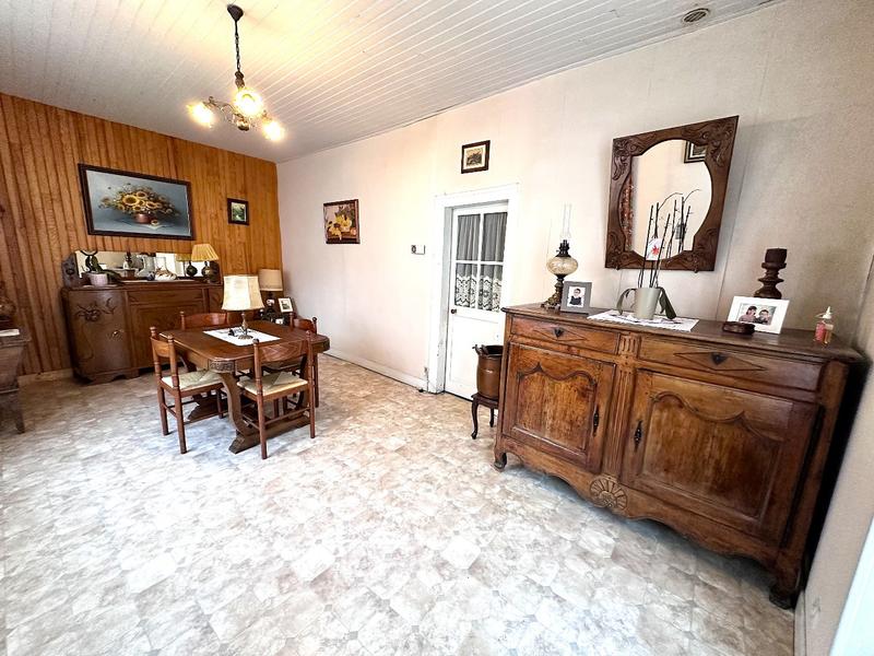 Maison - 97 m² - 5 pièces