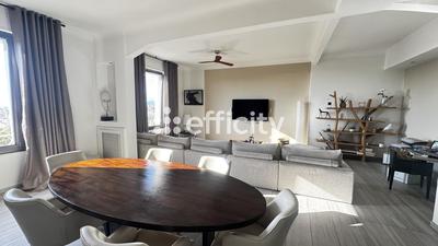 Appartement - 170 m² - 5 pièces