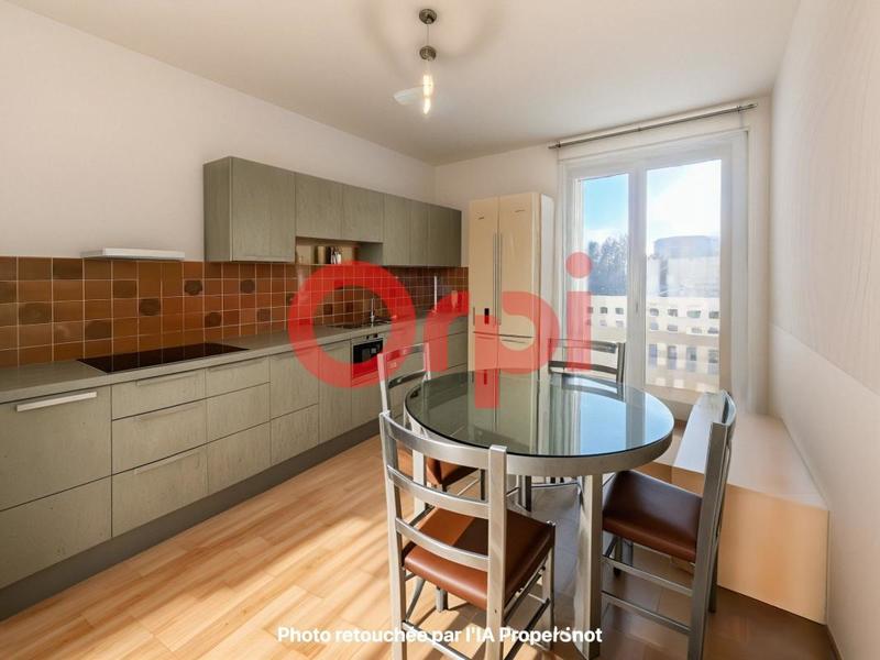 Appartement - 112 m² - 4 pièces