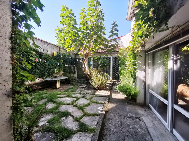 Maison - 215 m² - 8 pièces