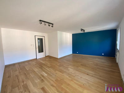 Appartement - 79 m² - 3 pièces