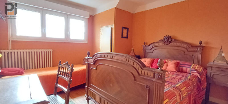 Maison - 137 m² - 6 pièces