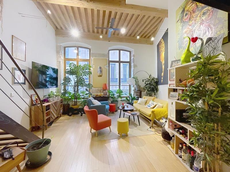 Appartement - 90 m² - 3 pièces