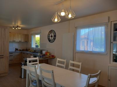 Maison - 121 m² - 7 pièces