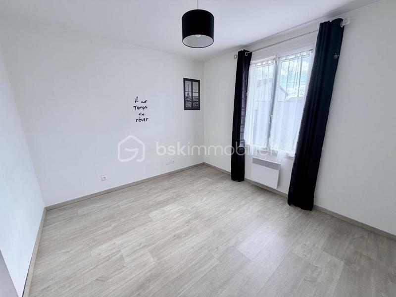 Maison traditionnelle - 112 m² - 6 pièces