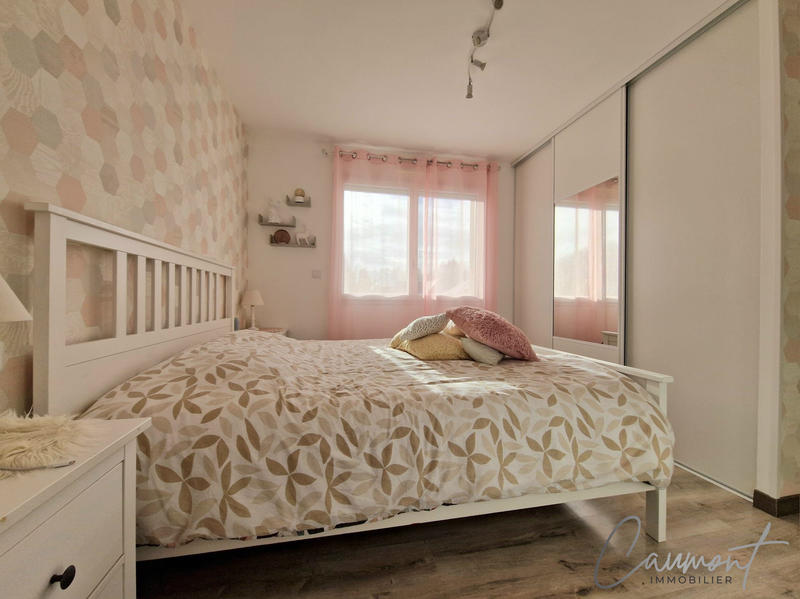 Maison - 177 m² - 7 pièces