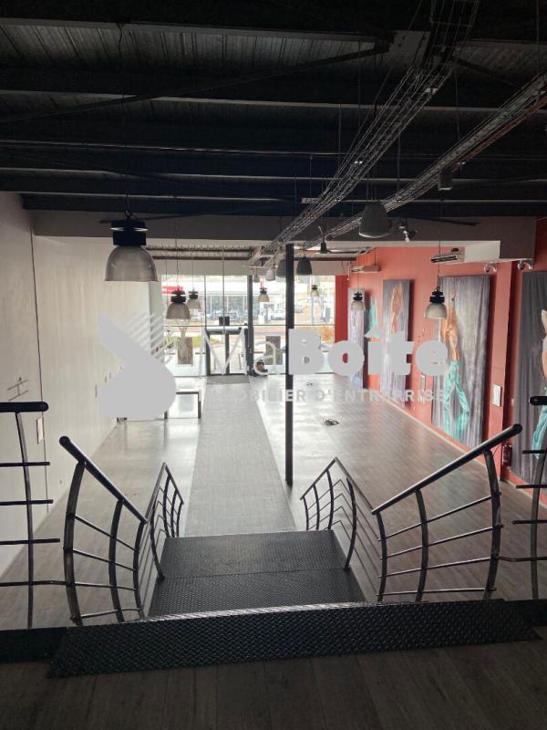 Local d'activités - 550 m²