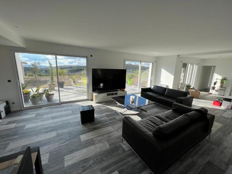 Maison - 179 m² - 6 pièces