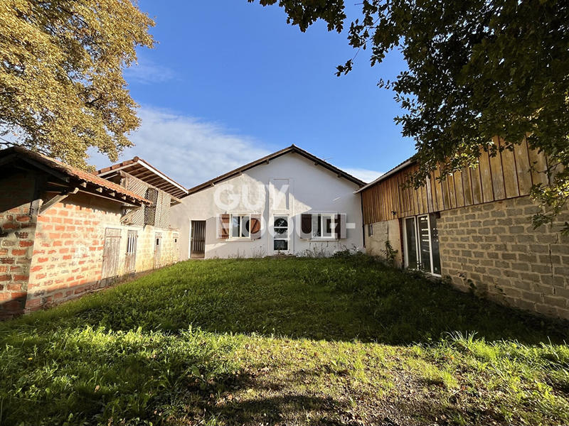 Maison - 96 m² - 4 pièces