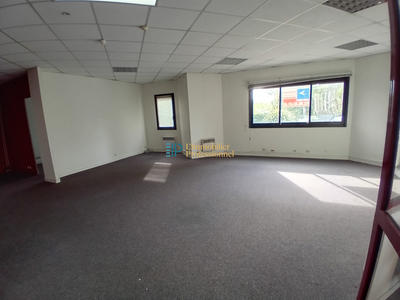 Bureau - 120 m² - 5 pièces