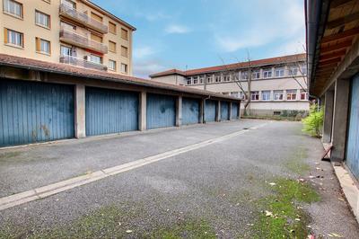 Parking / Garage - 13 m²