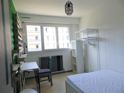 Appartement - 89 m² - 5 pièces