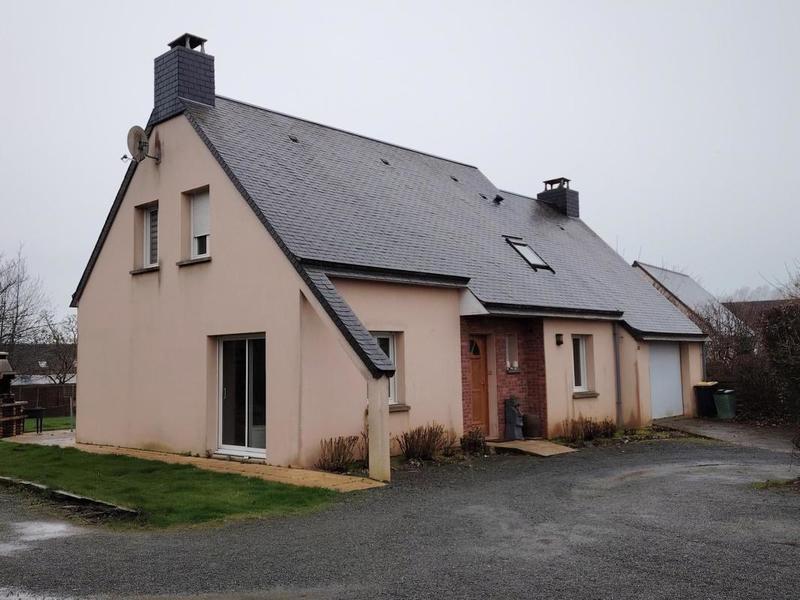 Maison - 104 m² - 10 pièces