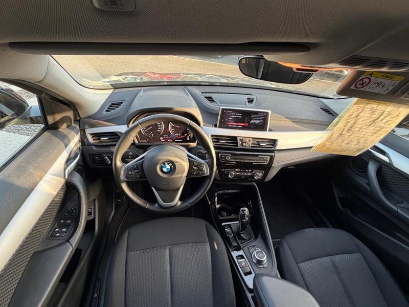 Bmw X2 sDRIVE 18i Business Design Dkg7 136