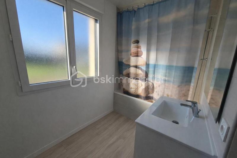 Maison traditionnelle - 130 m² - 6 pièces