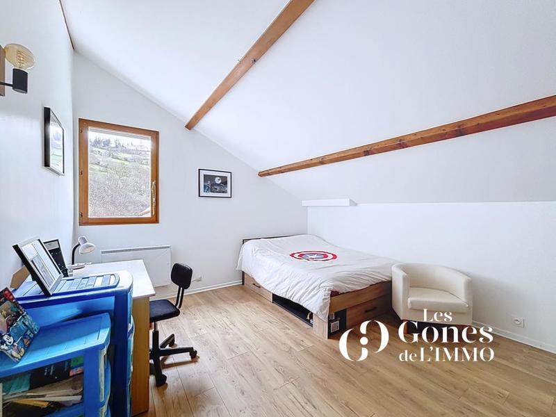 Maison - 180 m² - 7 pièces