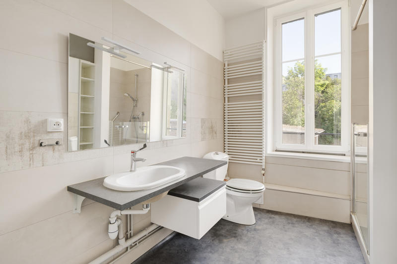 Maison - 270 m² - 11 pièces