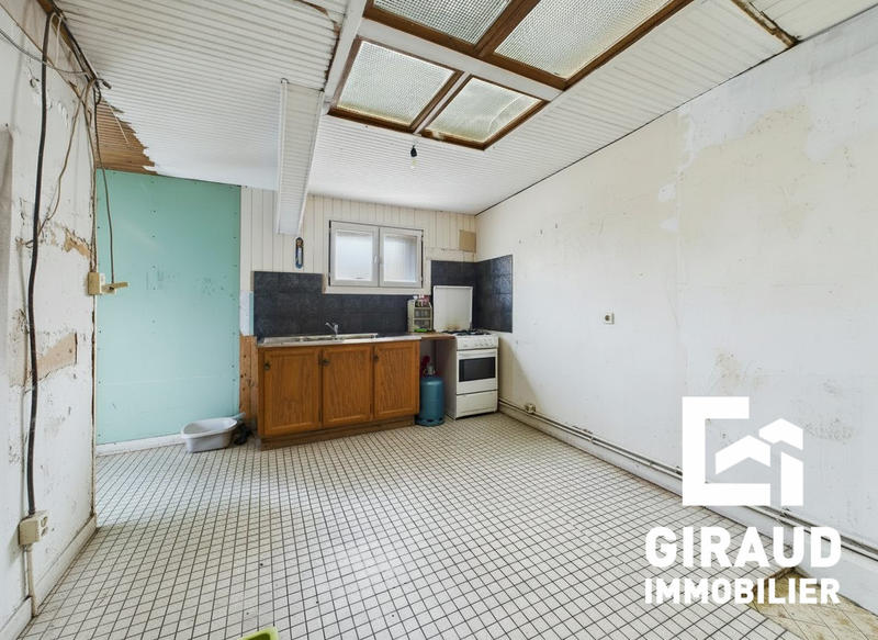 Maison ancienne - 185 m² - 4 pièces