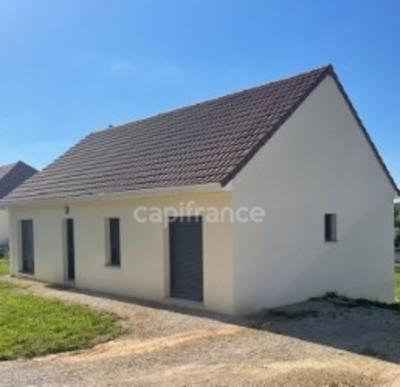 Maison - 93 m² - 4 pièces