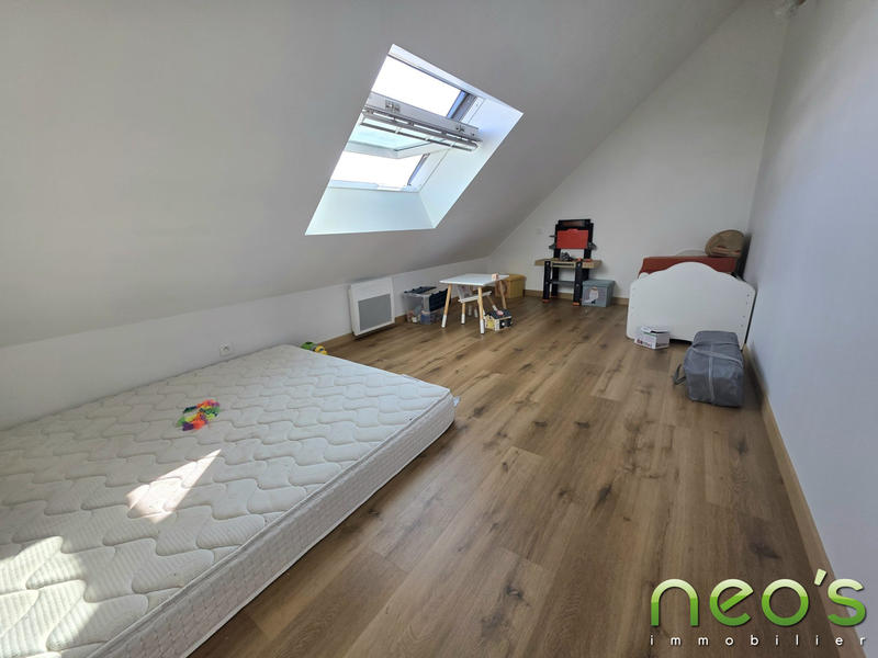 Maison - 180 m² - 7 pièces