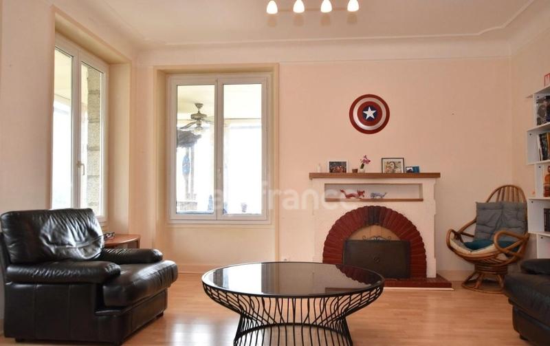 Maison - 158 m² - 7 pièces