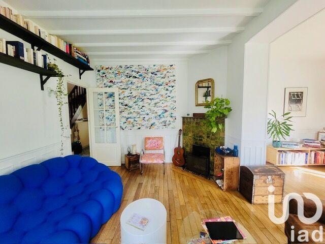 Maison - 139 m² - 8 pièces