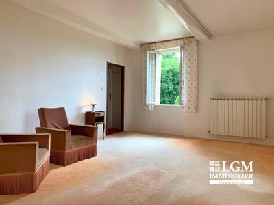 Maison - 213 m² - 3 pièces