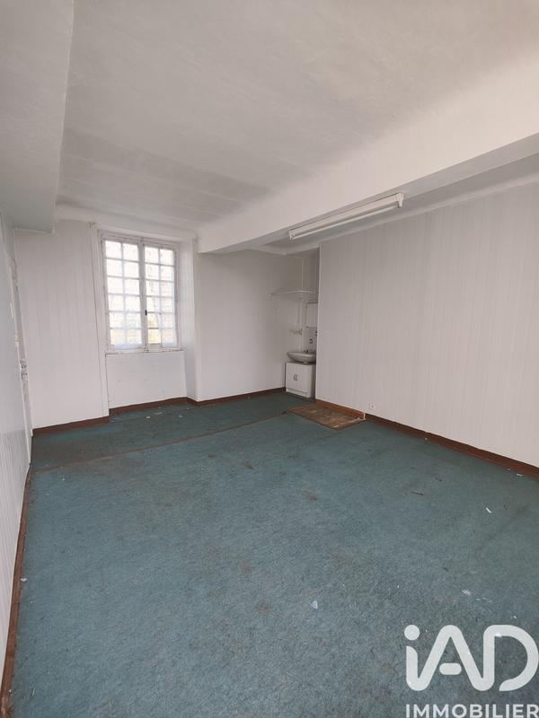 Maison - 206 m² - 6 pièces