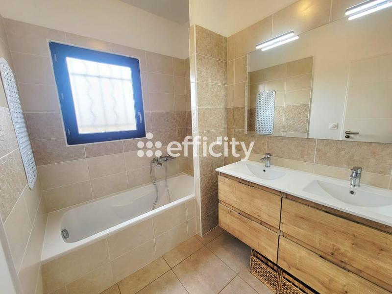 Maison - 113 m² - 4 pièces