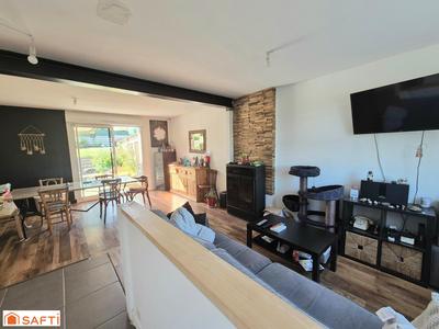 Maison - 128 m² - 7 pièces