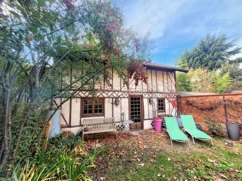 Maison - 155 m² - 9 pièces