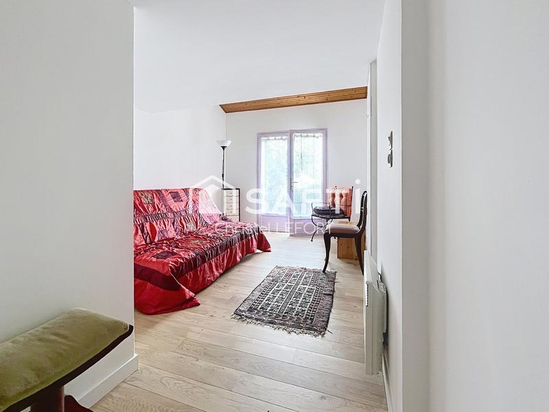 Maison - 122 m² - 6 pièces