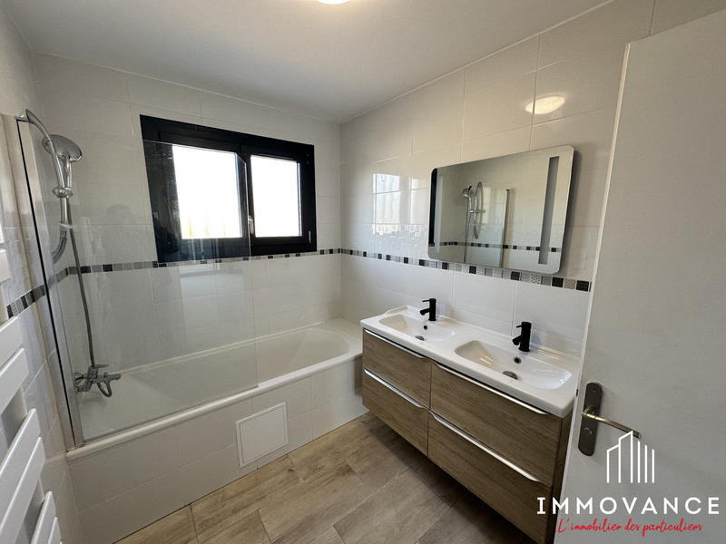 Appartement - 76 m² - 4 pièces