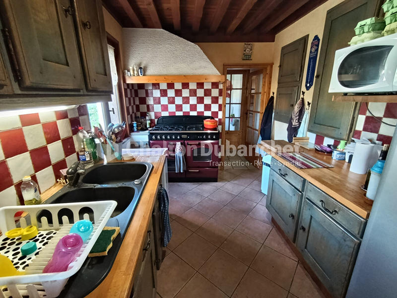 Propriété - 270 m²